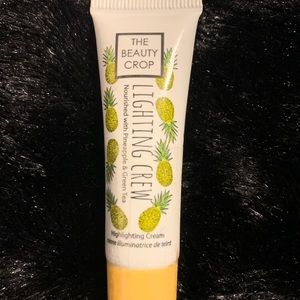 The Beauty Crop Lighting Crew